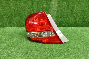 СТОП СИГНАЛ НА TOYOTA COROLLA  AXIO NZE141