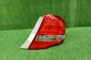 СТОП СИГНАЛ НА TOYOTA COROLLA  AXIO NZE141