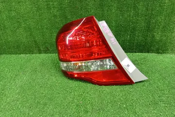 СТОП СИГНАЛ НА TOYOTA COROLLA  AXIO NZE141