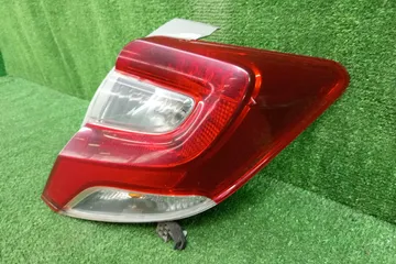СТОП СИГНАЛ НА TOYOTA VITZ KSP130