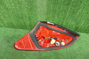 СТОП СИГНАЛ НА TOYOTA RAV4 ACA31W