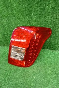СТОП СИГНАЛ НА TOYOTA COROLLA FIELDER NZE141G