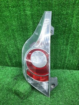 СТОП СИГНАЛ НА TOYOTA AQUA NHP10