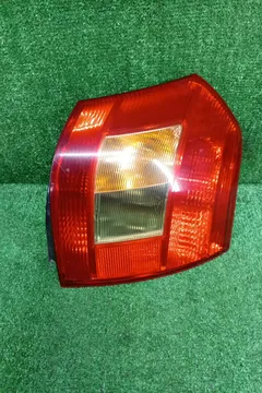 СТОП СИГНАЛ НА TOYOTA COROLLA RUNX NZE121