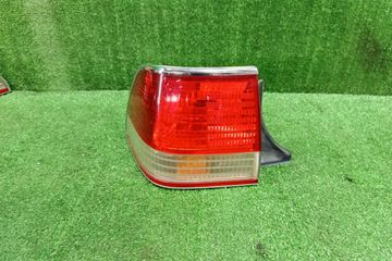 СТОП СИГНАЛ НА TOYOTA CROWN GS151