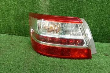 СТОП СИГНАЛ НА TOYOTA PREMIO NZT260