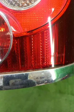 СТОП СИГНАЛ НА TOYOTA AVENSIS AZT251