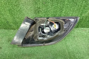 СТОП СИГНАЛ НА MAZDA AXELA BK5P