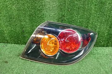 СТОП СИГНАЛ НА MAZDA AXELA BK5P