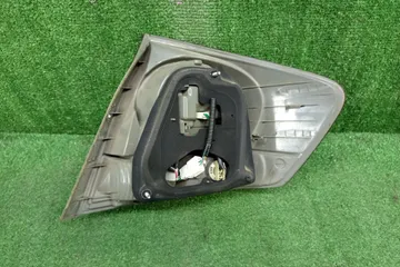 СТОП СИГНАЛ НА TOYOTA ALLION NZT240