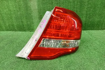 СТОП СИГНАЛ НА TOYOTA COROLLA  AXIO NZE141