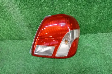 СТОП СИГНАЛ НА TOYOTA PLATZ NCP12