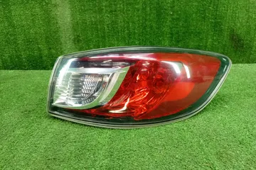 СТОП СИГНАЛ НА MAZDA AXELA BLEFP