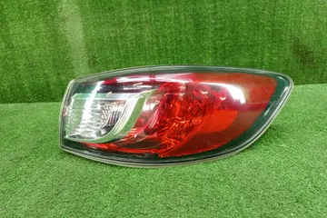 СТОП СИГНАЛ НА MAZDA AXELA BLEFP