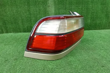 СТОП СИГНАЛ НА TOYOTA COROLLA AE100