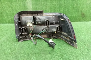 СТОП СИГНАЛ НА TOYOTA COROLLA AE100