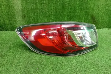 СТОП СИГНАЛ НА MAZDA AXELA BLEFP