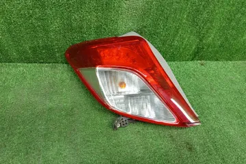 СТОП СИГНАЛ НА TOYOTA VITZ NCP131