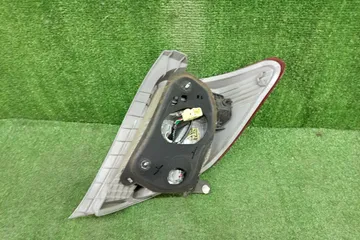 СТОП СИГНАЛ НА TOYOTA VITZ NCP131