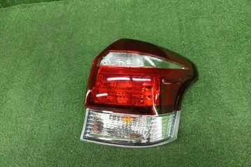СТОП СИГНАЛ НА TOYOTA COROLLA FIELDER NRE161G