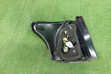 СТОП СИГНАЛ НА TOYOTA COROLLA FIELDER NRE161G