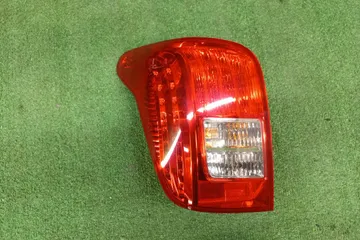 СТОП СИГНАЛ НА TOYOTA COROLLA FIELDER NZE141G