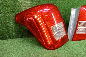СТОП СИГНАЛ НА TOYOTA COROLLA FIELDER NZE141G