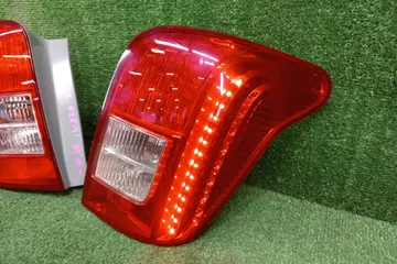 СТОП СИГНАЛ НА TOYOTA COROLLA FIELDER NZE141G