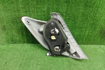 СТОП СИГНАЛ НА TOYOTA VITZ KSP130