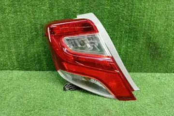 СТОП СИГНАЛ НА TOYOTA VITZ KSP130