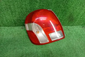 СТОП СИГНАЛ НА TOYOTA PLATZ NCP12