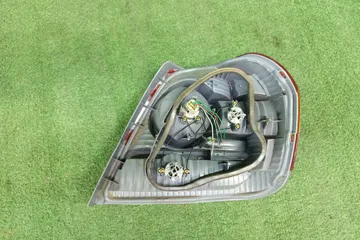 СТОП СИГНАЛ НА TOYOTA PLATZ NCP12