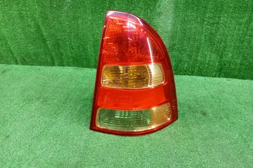 СТОП СИГНАЛ НА TOYOTA COROLLA FIELDER NZE121G