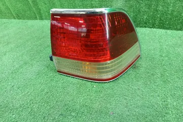 СТОП СИГНАЛ НА TOYOTA CROWN GS151