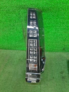 СТОП СИГНАЛ НА TOYOTA VOXY ZWR80G