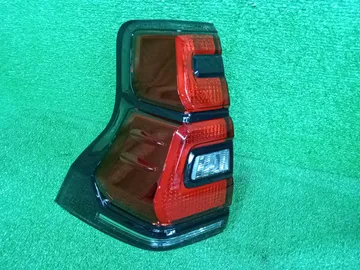 СТОП СИГНАЛ 81561-60C30 284W0059766 НОВЫЙ! ОРИГИНАЛ! НА TOYOTA PRADO TRJ150