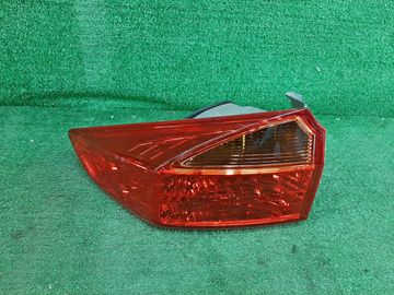 СТОП СИГНАЛ НА HONDA GRACE GM6