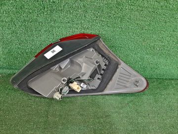 СТОП СИГНАЛ НА TOYOTA VANGUARD GSA33W