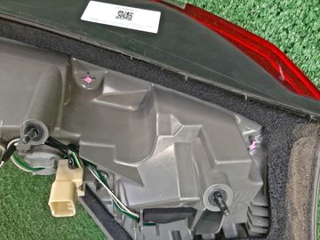 СТОП СИГНАЛ НА TOYOTA VANGUARD GSA33W