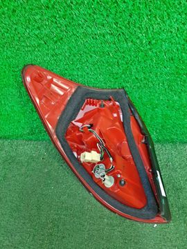 СТОП СИГНАЛ НА TOYOTA VANGUARD ACA33W