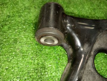 РЫЧАГ НА TOYOTA YARIS MXPA10 M15A-FKS
