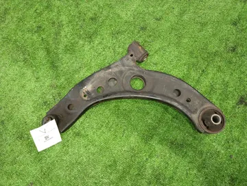 РЫЧАГ НА TOYOTA PASSO KGC30 1KR-FE