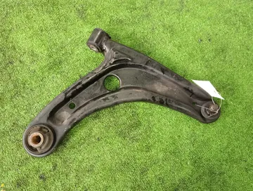РЫЧАГ НА HONDA FIT GD1 L13A