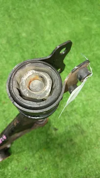 РЫЧАГ НА MAZDA AXELA BKEP LF-DE