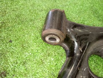 РЫЧАГ НА TOYOTA AQUA MXPK11 M15A-FXE