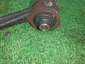 РЫЧАГ НА TOYOTA ARISTO JZS160 2JZ-GE