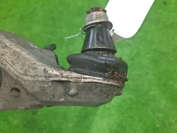 РЫЧАГ НА NISSAN SKYLINE ZV37 M274DE20AL