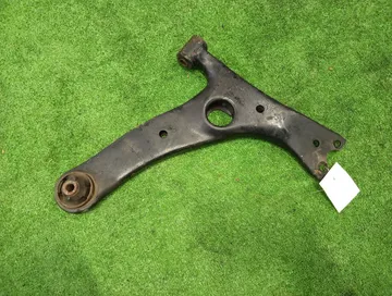РЫЧАГ НА TOYOTA VISTA SV50 3S-FSE