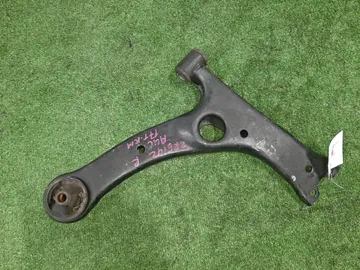 РЫЧАГ НА TOYOTA COROLLA  AXIO ZRE142 2ZR-FE