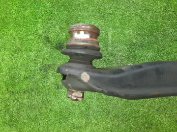 РЫЧАГ НА SUBARU IMPREZA GG2 EJ15E